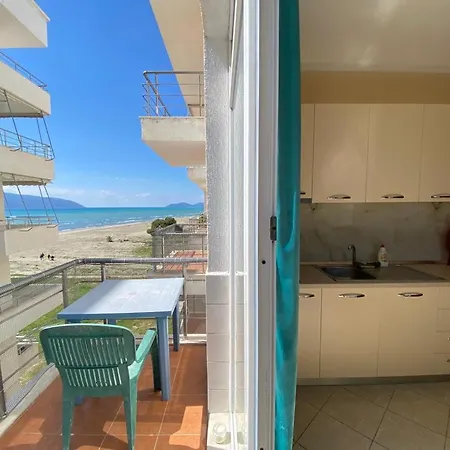 Summer House *